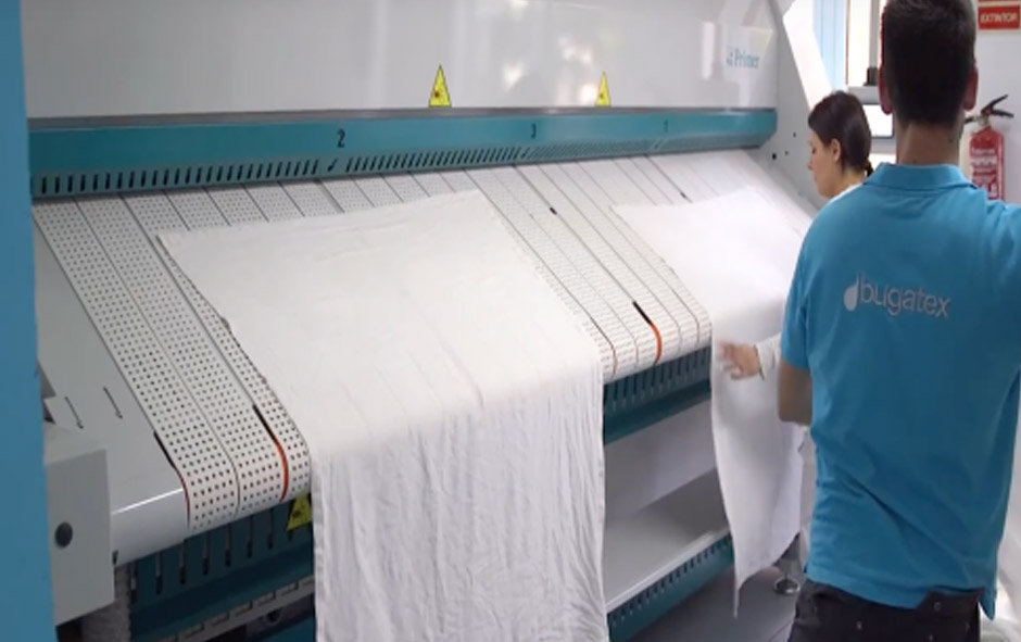 Prabhat 4 Roll Saree Calender Machine | Prabhat Textile Corporation -  YouTube